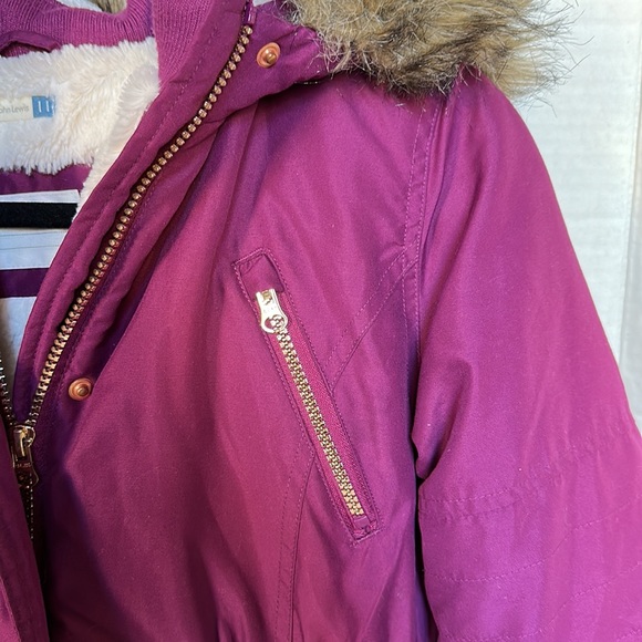 JOHN LEWIS England Girls Purple Puffer Jacket with Hoodie Size 11 - Picture 6 of 14